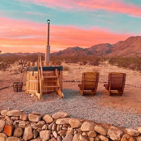 Willa 1 Minute To Joshua Tree National Park, Hot Tub, Stars, Private - The Wkndr Twentynine Palms Zewnętrze zdjęcie